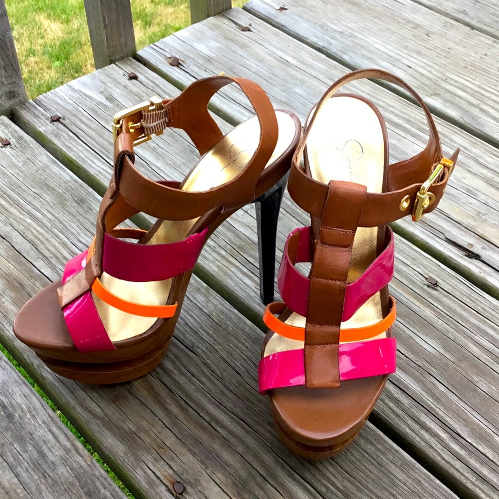 Beautiful stylish platforms 👡